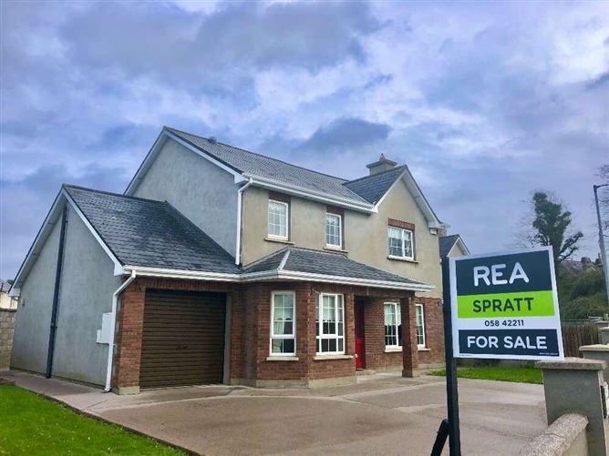 24 Castle Court, Lismore, Waterford