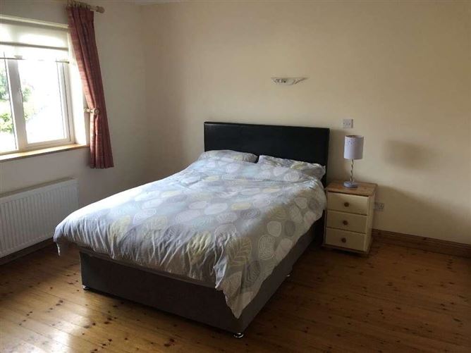24 Castle Court, Lismore, Waterford
