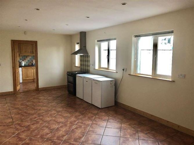 24 Castle Court, Lismore, Waterford