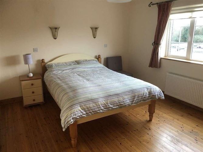 24 Castle Court, Lismore, Waterford