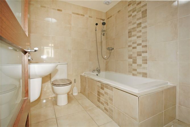 125 Evanwood, Golf Links Road, Castletroy, Limerick