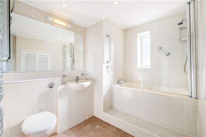 6 Inishowen, Pilot View, Harbour Road, Dalkey Co. Dublin