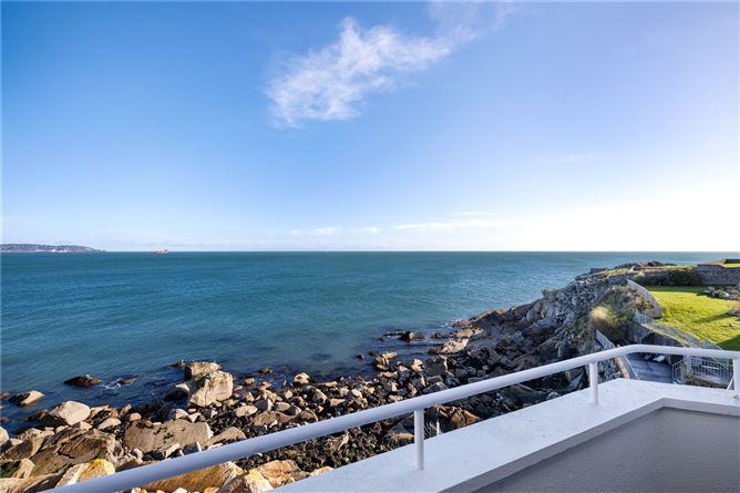 6 Inishowen, Pilot View, Harbour Road, Dalkey Co. Dublin