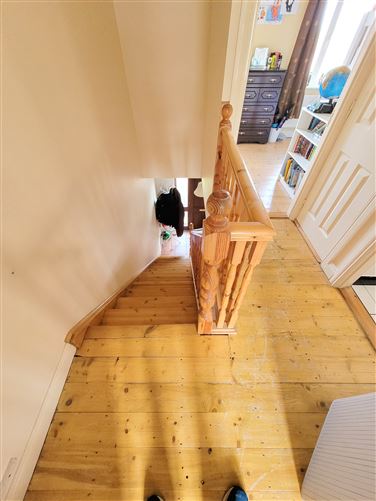 21 Woodlands Barnora, Cahir, Tipperary