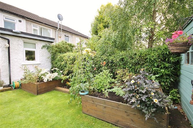 33 Hillcrest Avenue, Lucan, Co. Dublin