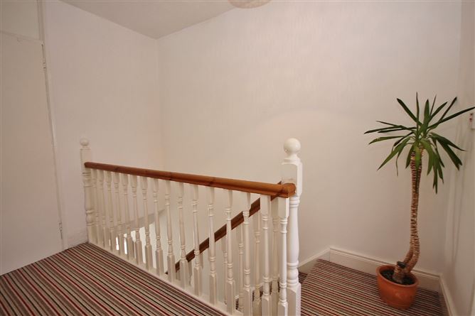 33 Hillcrest Avenue, Lucan, Co. Dublin