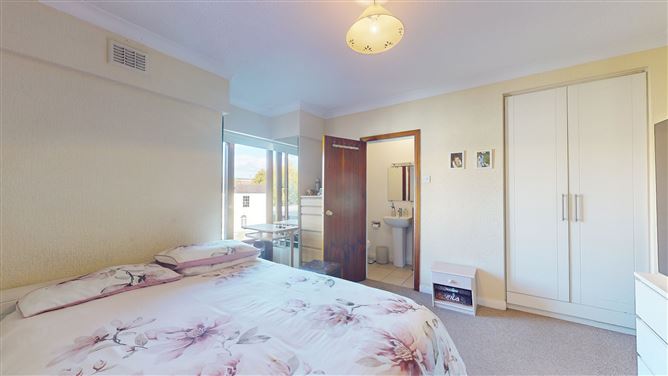 19 Ashley Court, Ballsbridge, Dublin 4