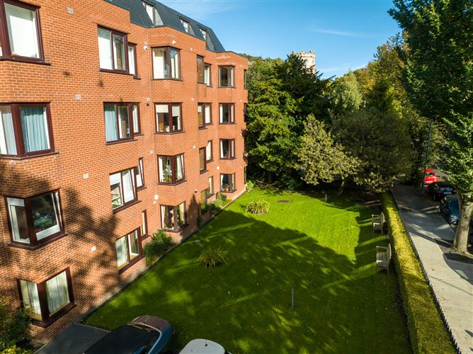 19 Ashley Court, Ballsbridge, Dublin 4