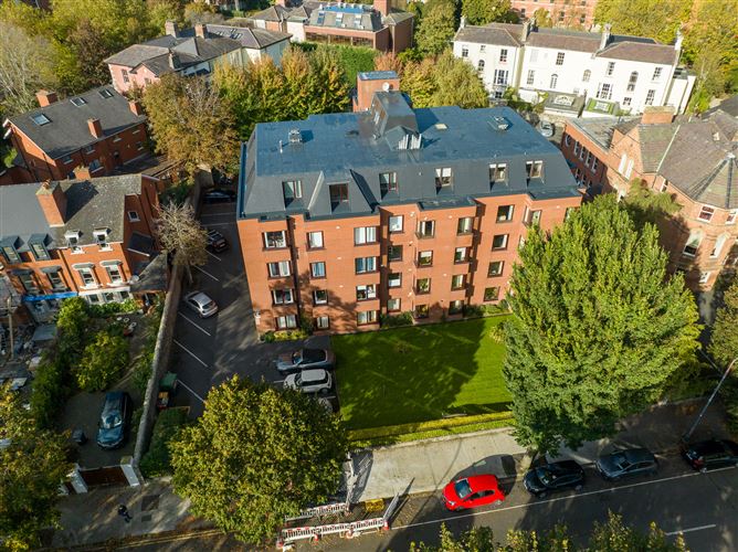19 Ashley Court, Ballsbridge, Dublin 4