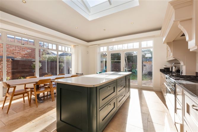 25 Whitebeam Avenue, Clonskeagh, Dublin 14