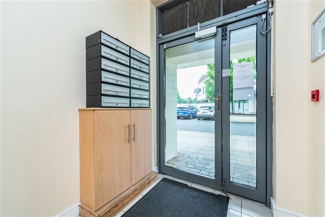 https://photos-a.propertyimages.ie/media/6/2/9/4948926/08b55a61-ff2f-4b97-9f7e-891716b895da_l.jpg