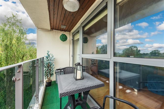 https://photos-a.propertyimages.ie/media/6/2/9/4948926/08b55a61-ff2f-4b97-9f7e-891716b895da_l.jpg