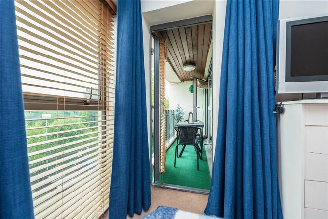https://photos-a.propertyimages.ie/media/6/2/9/4948926/08b55a61-ff2f-4b97-9f7e-891716b895da_l.jpg