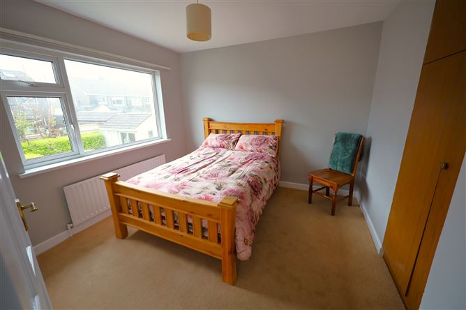 8 Owenabue View, Carrigaline, Cork