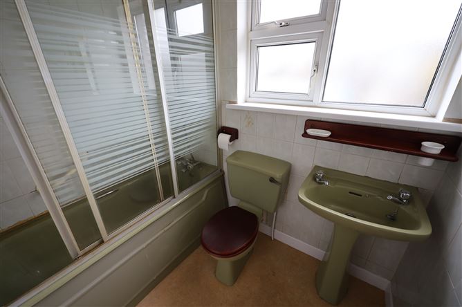 8 Owenabue View, Carrigaline, Cork