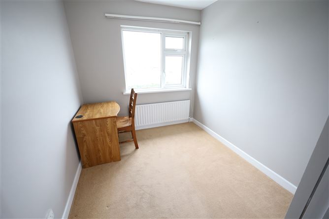 8 Owenabue View, Carrigaline, Cork