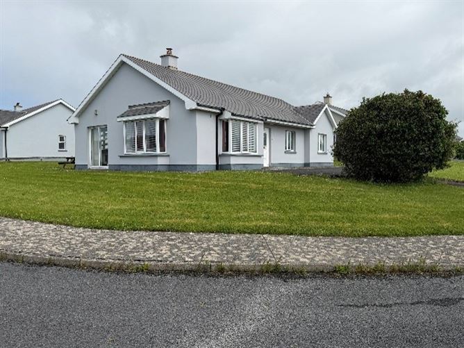 Photo 25 of 28 — 34 Westpark, Spanish Point, Clare