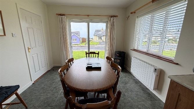 Photo 10 of 28 — 34 Westpark, Spanish Point, Clare