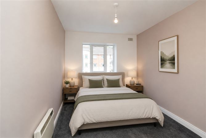 Photo 11 of 16 — 35 Hazelgrove Court, Tallaght, Dublin