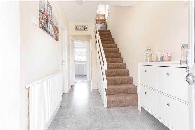 71 Hillcrest Drive, Lucan, Dublin