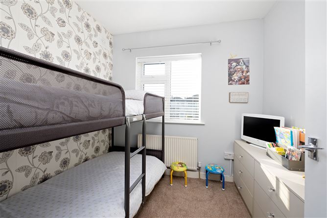 71 Hillcrest Drive, Lucan, Dublin