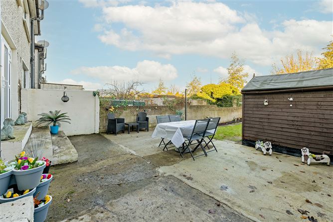 71 Hillcrest Drive, Lucan, Dublin