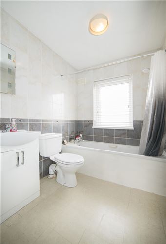 13 Sundale Close, Tallaght, Dublin