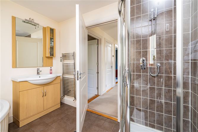 4 Chamley Park, Malahide, Dublin