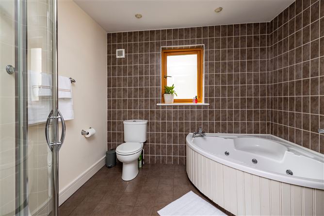 4 Chamley Park, Malahide, Dublin