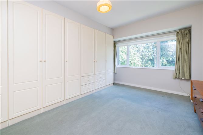 45 Landscape Crescent, Churchtown, Dublin 14