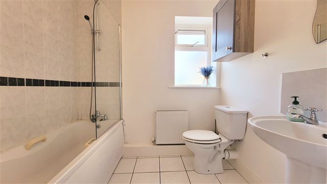 6 Holly Court, Broomfield Village, Midleton, Cork