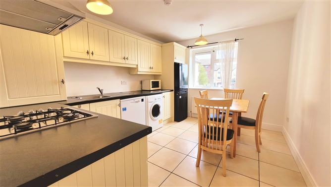 6 Holly Court, Broomfield Village, Midleton, Cork