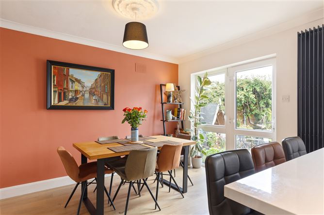 30 Eden Crescent, Rathfarnham, Dublin 16