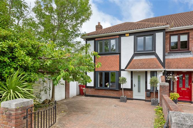 30 Eden Crescent, Rathfarnham, Dublin 16