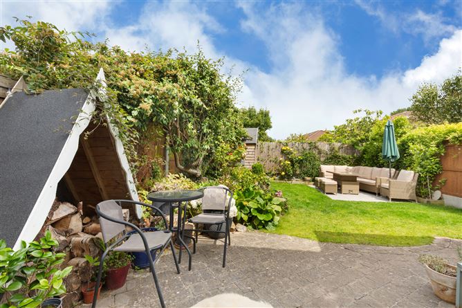 30 Eden Crescent, Rathfarnham, Dublin 16