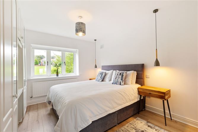 30 Eden Crescent, Rathfarnham, Dublin 16