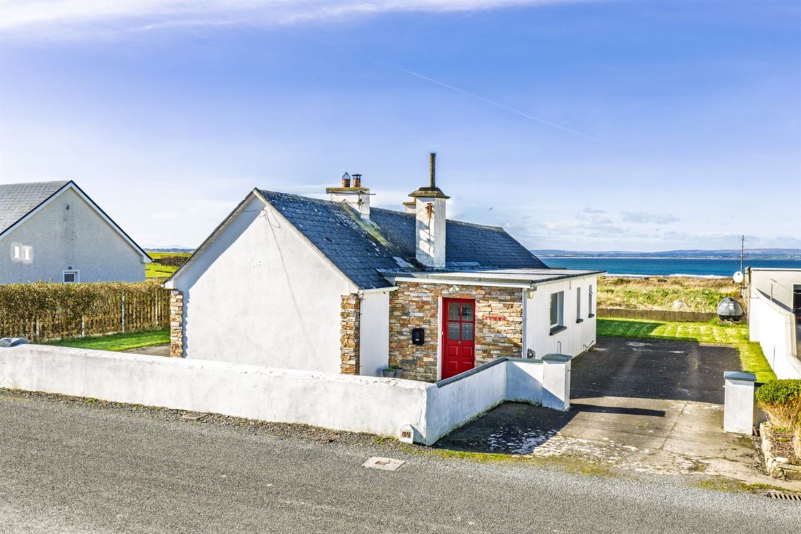 Carrowview, Carrowhubbock South, Enniscrone, Co. Sligo