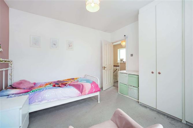 Photo 18 of 24 — 8 Liffey Downs, Lucan, Co. Dublin