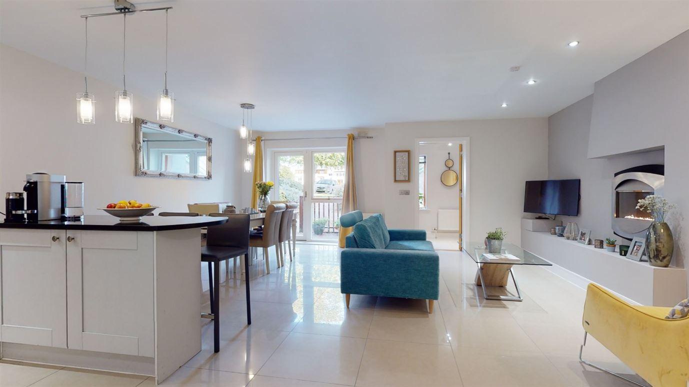 7 Brennanstown Square, Cabinteely, Dublin 18