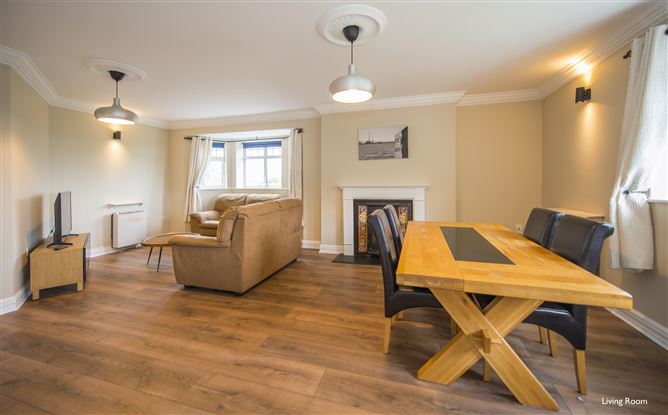 4 Saffron House Station Road, Sutton, Dublin