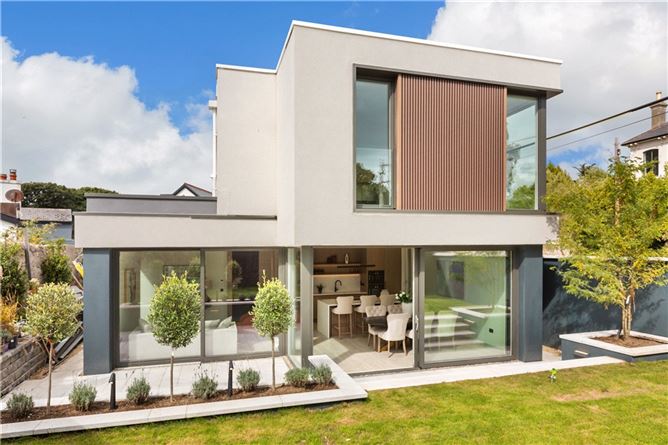 Chiara, Knapton Road, Monkstown, Co. Dublin