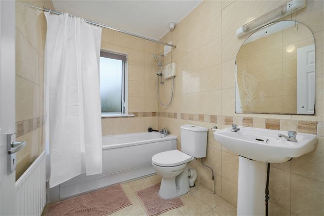 15 Ashmount, Blakestown Road, Coolmine, Dublin 15, Ireland