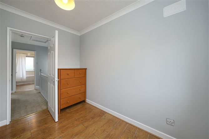 15 Ashmount, Blakestown Road, Coolmine, Dublin 15, Ireland