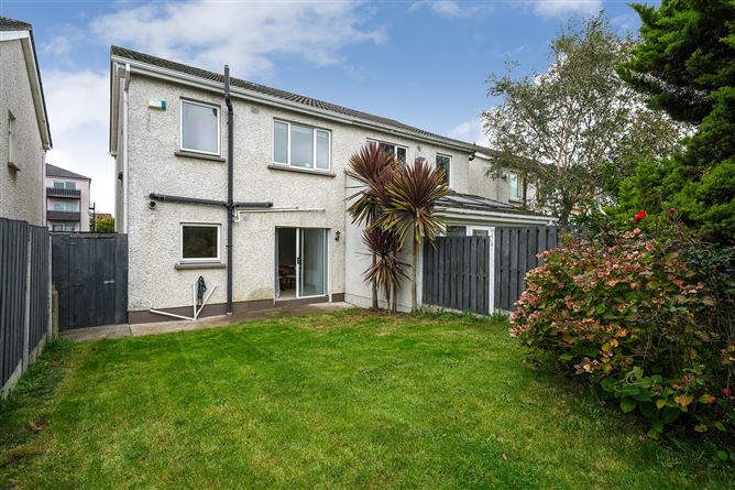 15 Ashmount, Blakestown Road, Coolmine, Dublin 15, Ireland