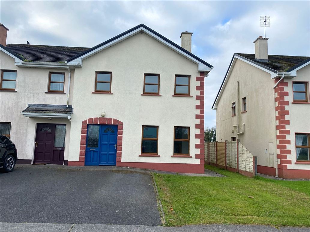 35 Hazel Court, Convent Road, Ballinrobe, Co. Mayo
