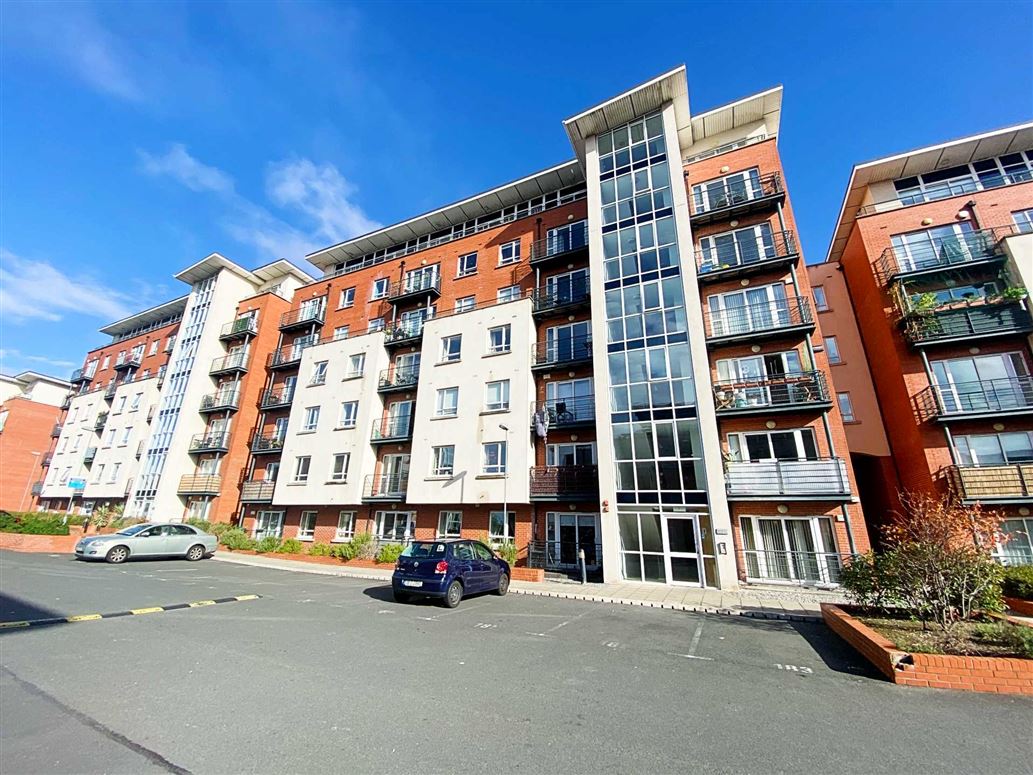 Premier Square, Finglas Road, D11