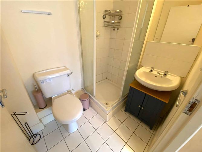 Premier Square, Finglas Road, D11