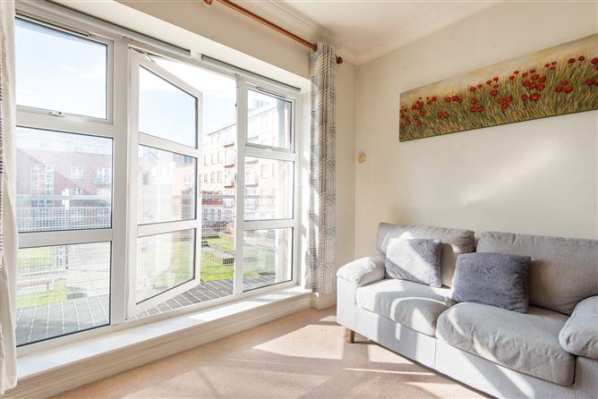 Apt 25 The Waterside, Charlotte Quay, Grand Canal Dk, Dublin 4