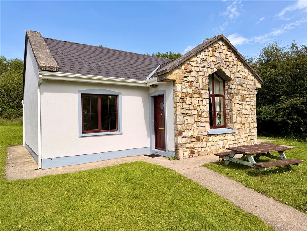 No 9 Lakeside Cottage, Drumcong, Drumshanbo, Leitrim