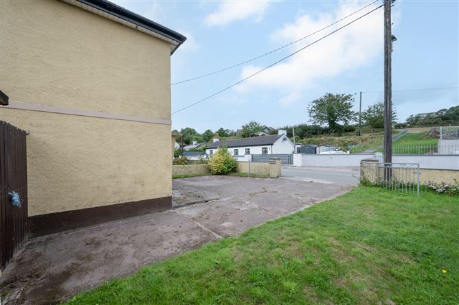 2 Saint Senan's Terrace, Cork, Cloghroe, Co. Cork